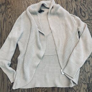 H & M Women's Sweater